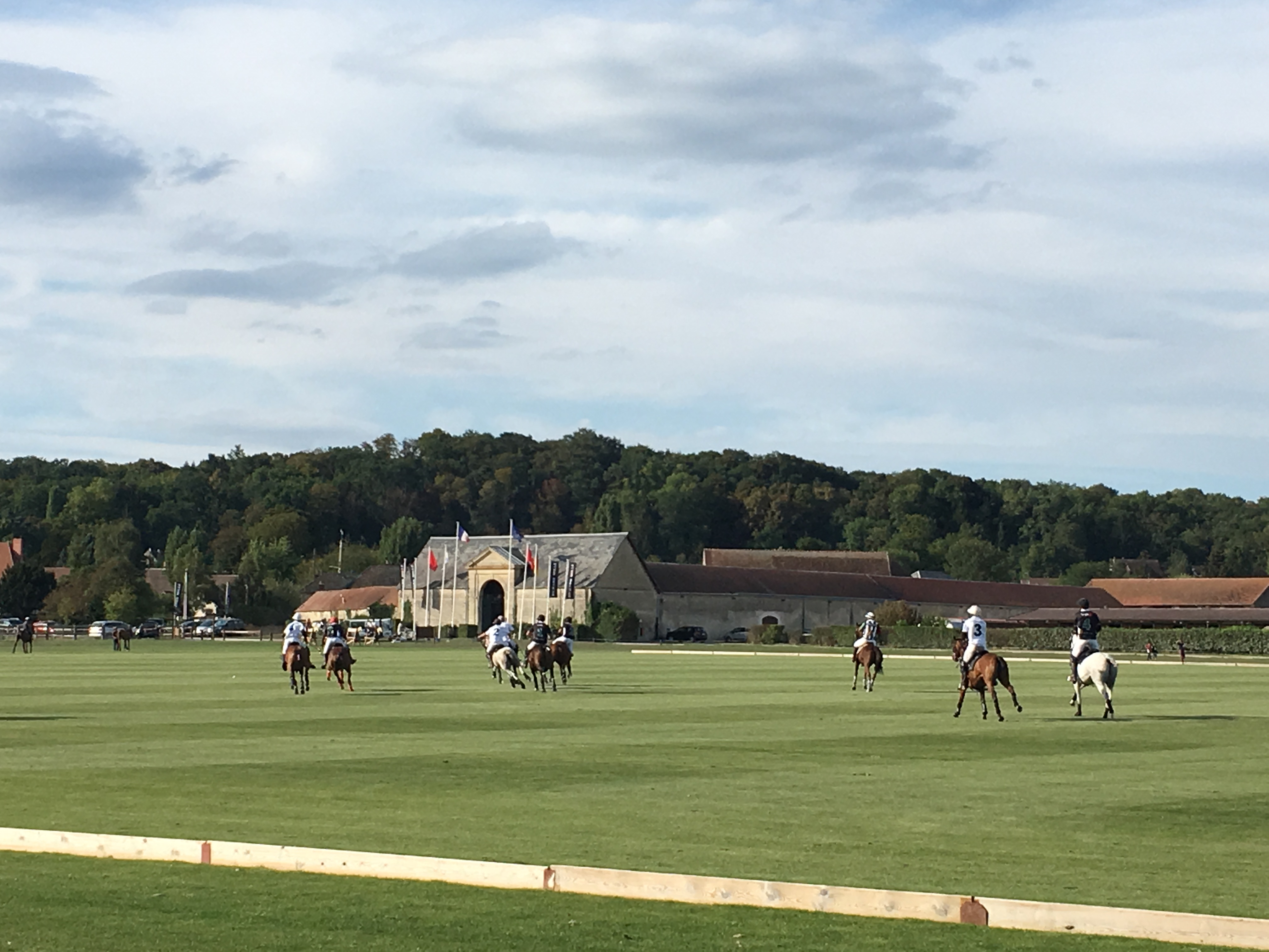 Polo-club de Chantilly - terrain d'honneur 1 - Match Barralina - LandRover à l'occasion de l'open de France